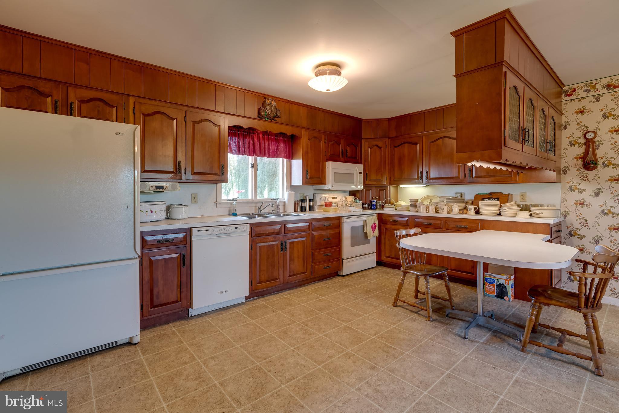465 North Colebrook Road Manheim, PA 17545 - Photo 13 of 55