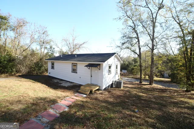 $135,000 | 67 North Collins Street, Reynolds, GA 31076