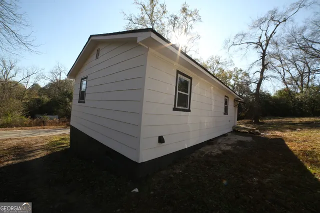 $135,000 | 67 North Collins Street, Reynolds, GA 31076