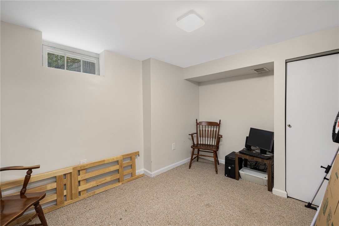 104 Horse Neck Road Warwick, RI 02889 - Photo 29 of 30 Spare finshed room