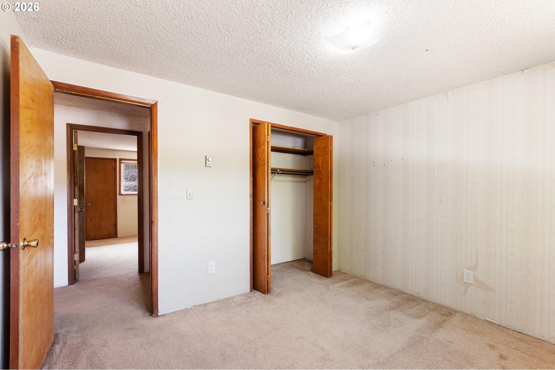 4545 Northeast Ridenour Street Winchester, OR 97495 - Photo 20 of 29 Gallery Image 20