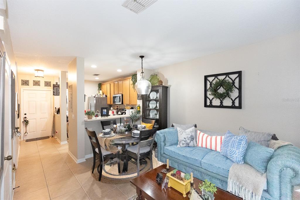 3664 Wilshire Way Road, Unit 261 Orlando, FL 32829 - Photo 13 of 27