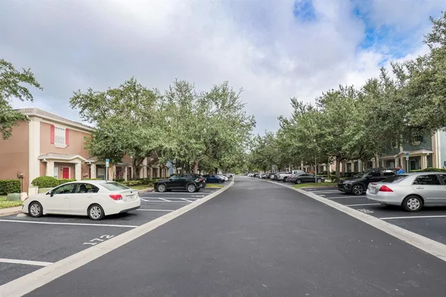 $249,900 | 3664 Wilshire Way Road, Unit 261, Orlando, FL 32829