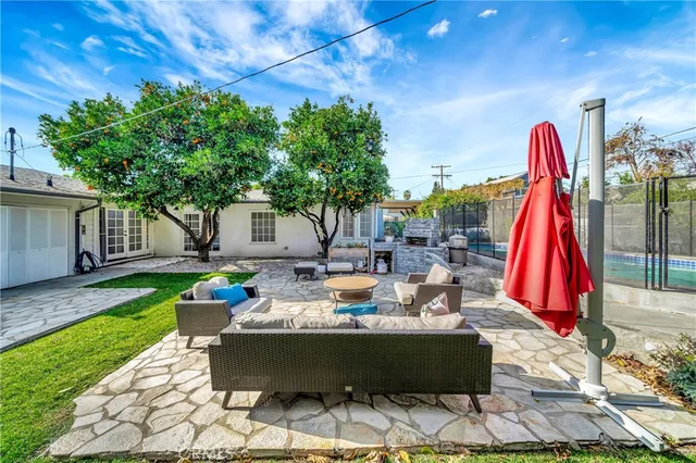 $7,500 | 14143 Hatteras Street, Sherman Oaks, CA 91401