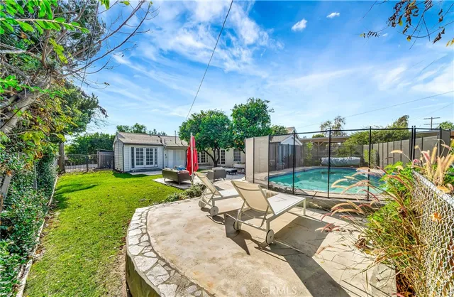 $7,500 | 14143 Hatteras Street, Sherman Oaks, CA 91401