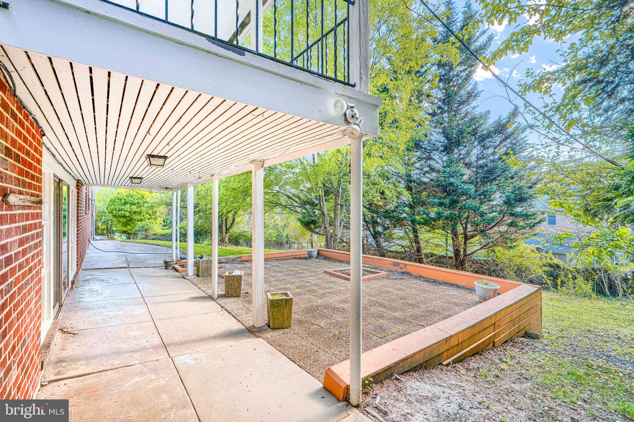6200 Ivymount Road Baltimore, MD 21209 - Photo 65 of 71 a view of a backyard with a sitting area