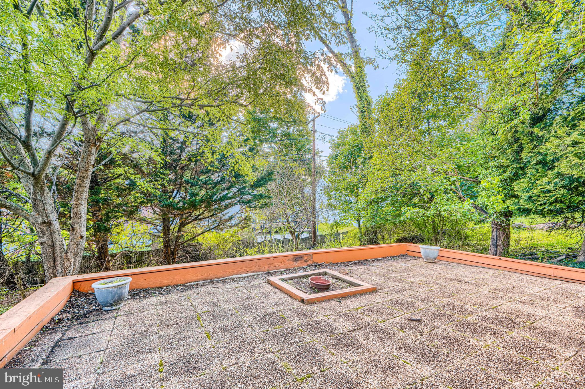 6200 Ivymount Road Baltimore, MD 21209 - Photo 67 of 71 a view of an outdoor space and a yard