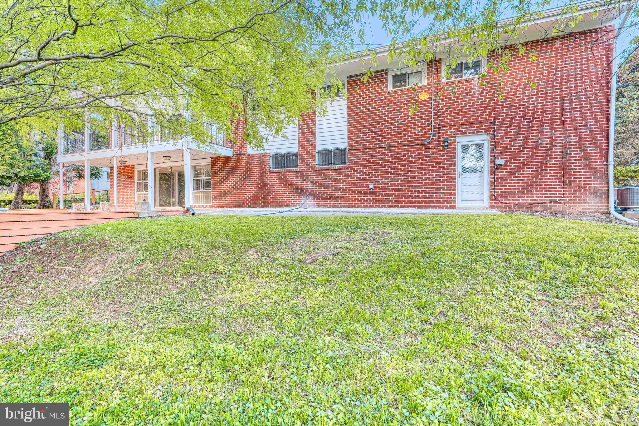 6200 Ivymount Road Baltimore, MD 21209 - Photo 70 of 71 front view of a house with a yard
