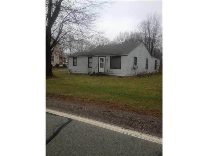 1027 Mt Jackson Road New Castle, PA 16102 - Photo 1 of 2 Exterior Front.