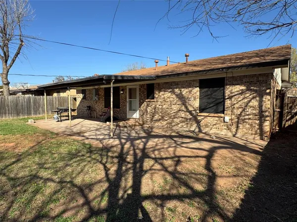 $2,895 | 2342 Westwood Drive, Abilene, TX 79603