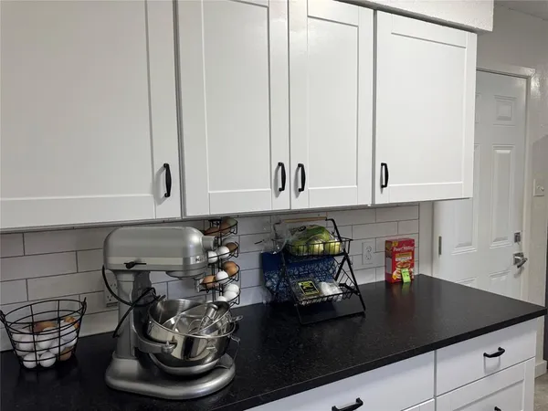 $2,895 | 2342 Westwood Drive, Abilene, TX 79603