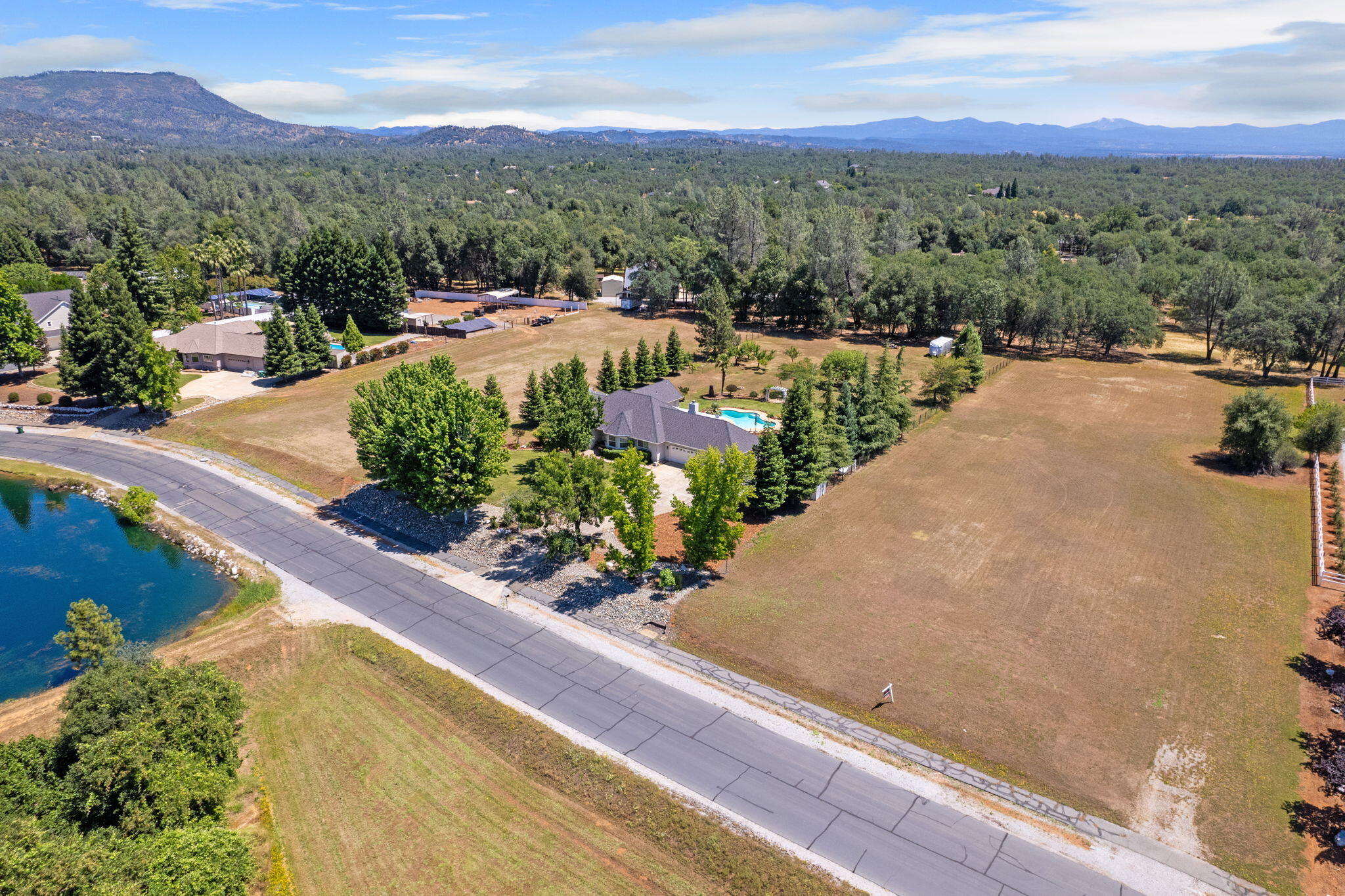 13087 Spring Lake Street Redding, CA 96003 - Photo 75 of 80 77-web-or-mls-BiggerFlow Real Estate Med