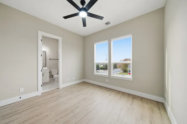 $2,650 | 4013 Griggs Road, Unit L, Houston, TX 77021