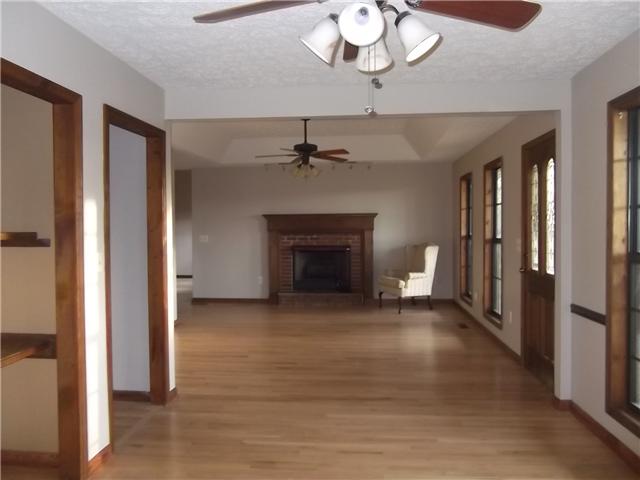 2529 South Mt Pleasant Road Greenbrier, TN 37073 - Photo 3 of 15