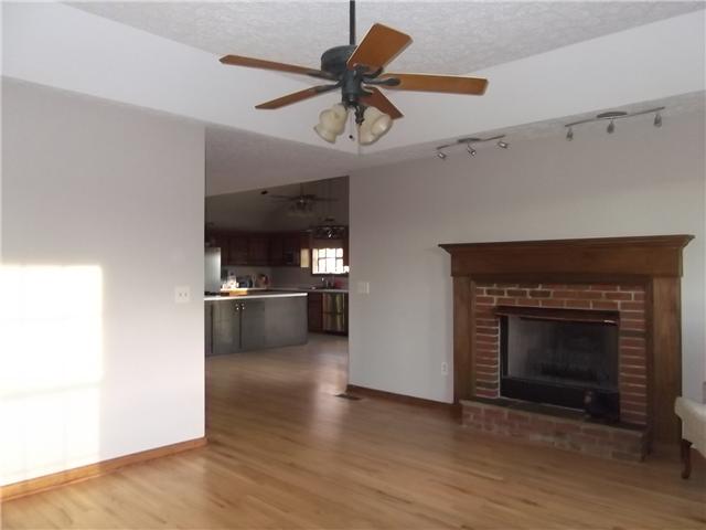 2529 South Mt Pleasant Road Greenbrier, TN 37073 - Photo 4 of 15