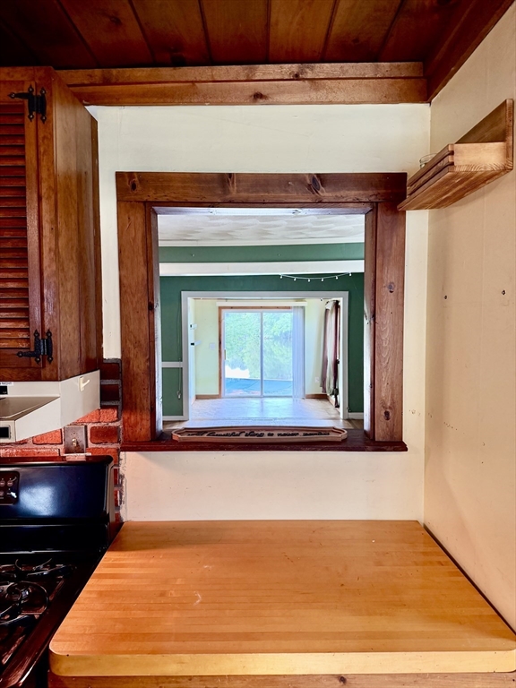 2 Colonial Road Lynnfield, MA 01940 - Photo 21 of 39 Gallery Image 21