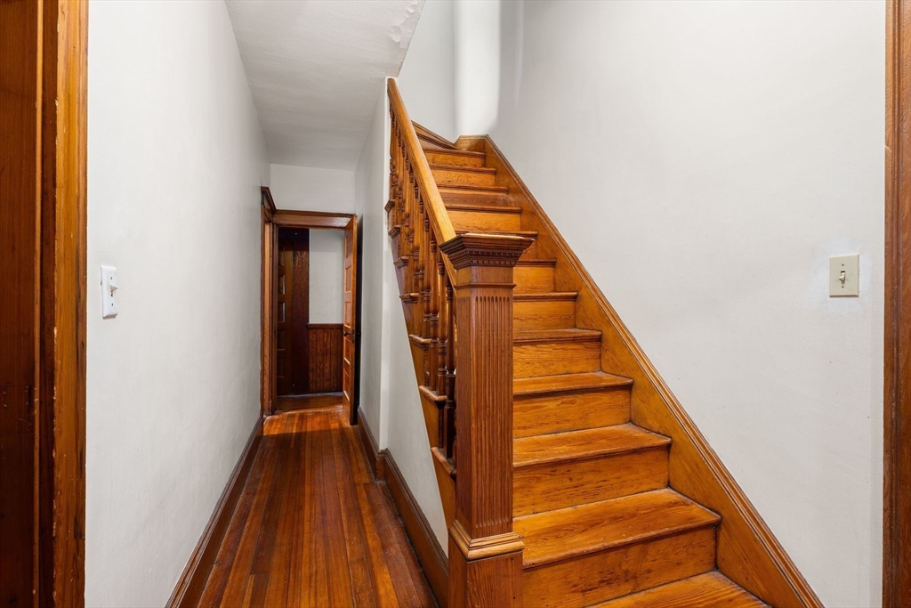 45 Edwin Street Boston, MA 02124 - Photo 23 of 38