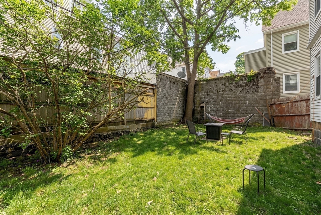 45 Edwin Street Boston, MA 02124 - Photo 35 of 38