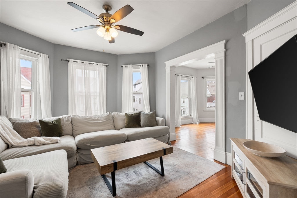 45 Edwin Street Boston, MA 02124 - Photo 4 of 38