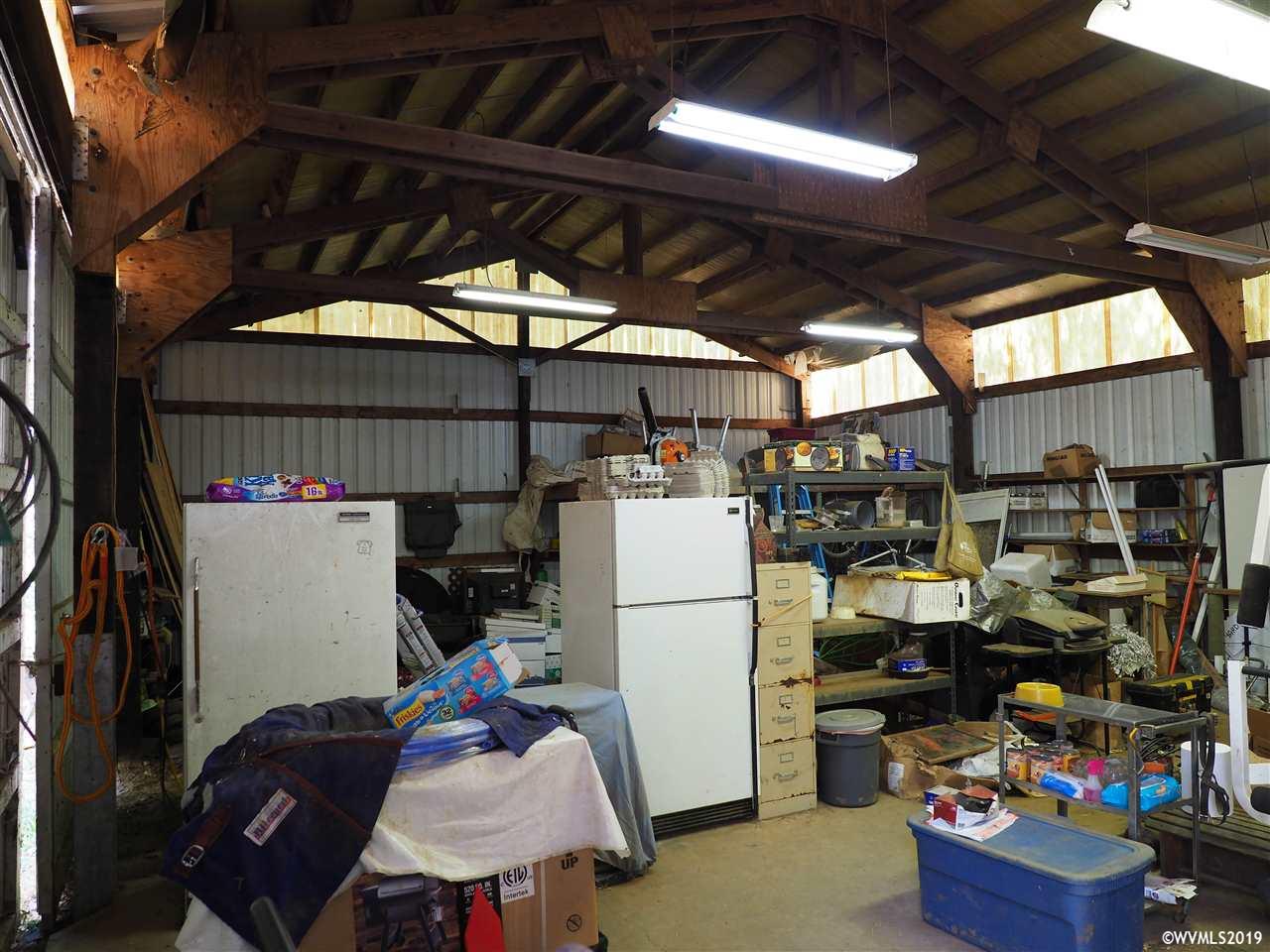3525 Limestone Road Dallas, OR 97338 - Photo 25 of 38