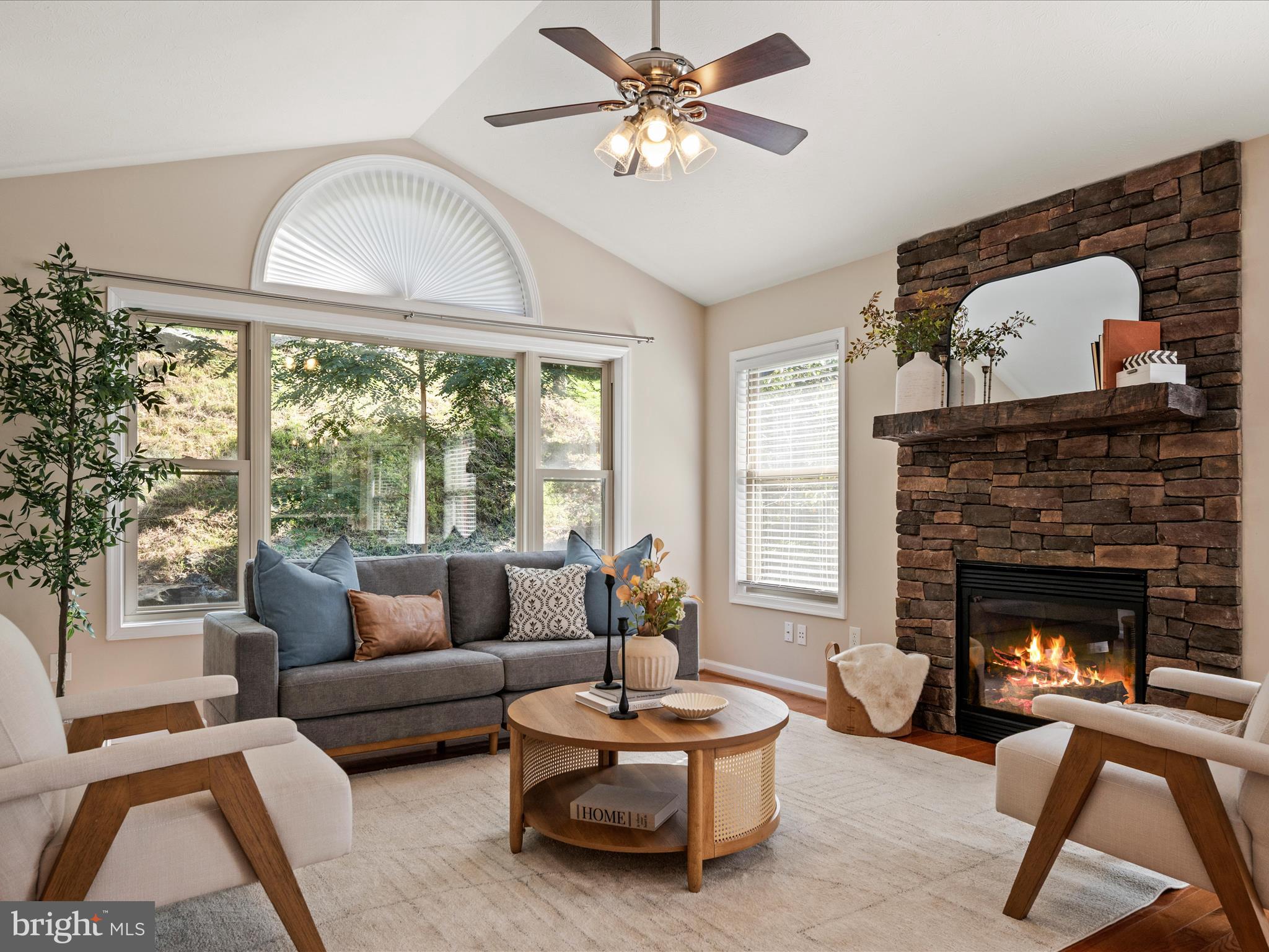 37 Salt Lick Road Front Royal, VA 22630 - Photo 6 of 41 Living Room