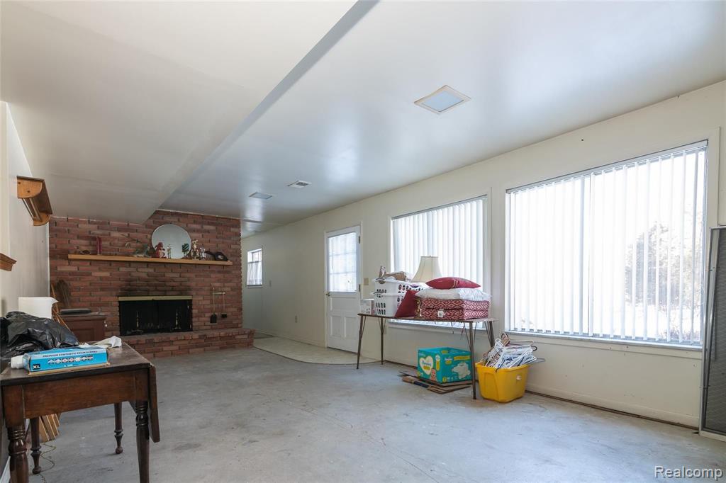 6025 Brighton Road Brighton, MI 48116 - Photo 29 of 45