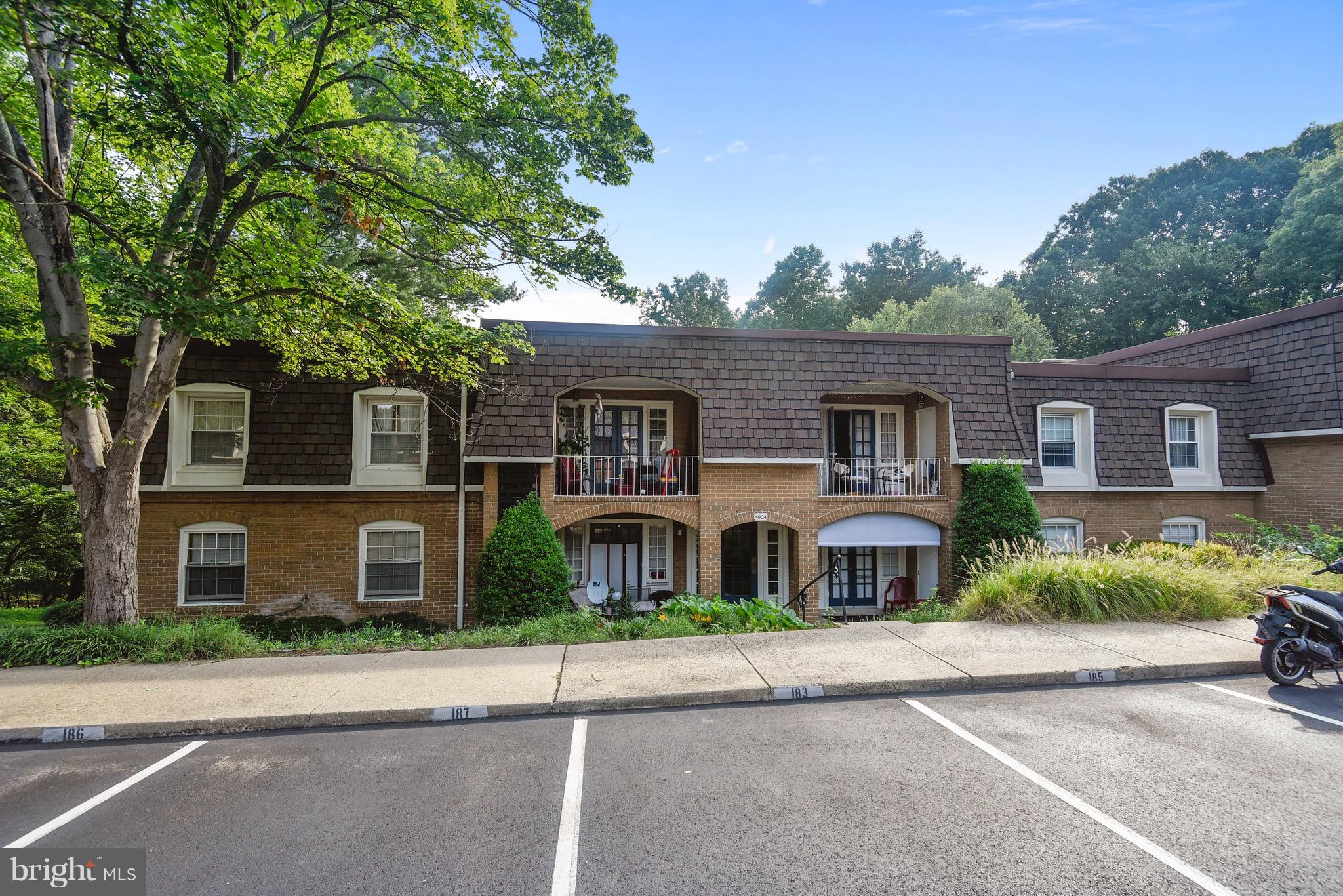 5905 Bayshire Road, Unit 180 Springfield, VA 22152 - Photo 1 of 30 Exterior (Front)