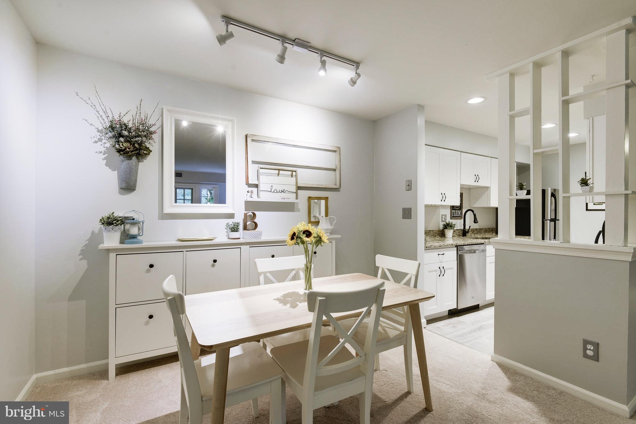 5905 Bayshire Road, Unit 180 Springfield, VA 22152 - Photo 5 of 30 Dining Room