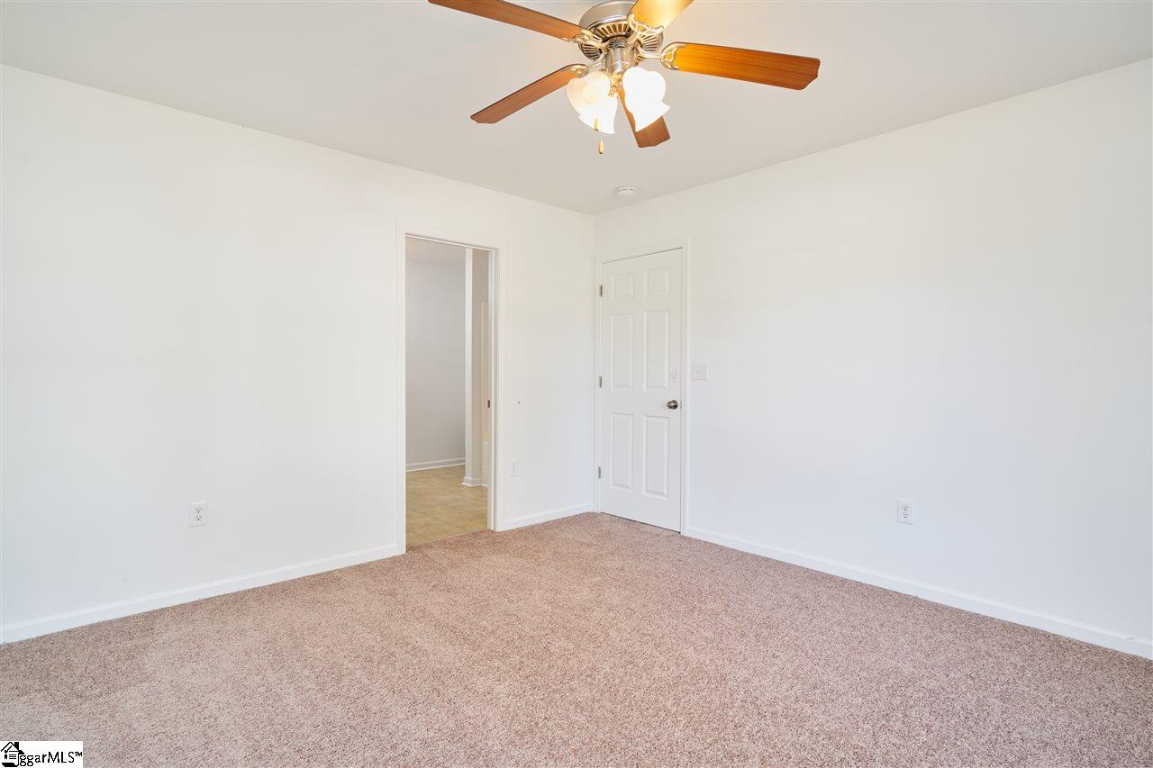 109 Pine Needle Road Piedmont, SC 29673 - Photo 13 of 27 Gallery Image 13