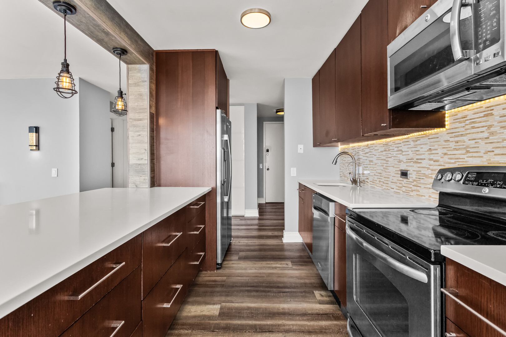 5445 North Sheridan Road, Unit 3501 Chicago, IL 60640 - Photo 11 of 29