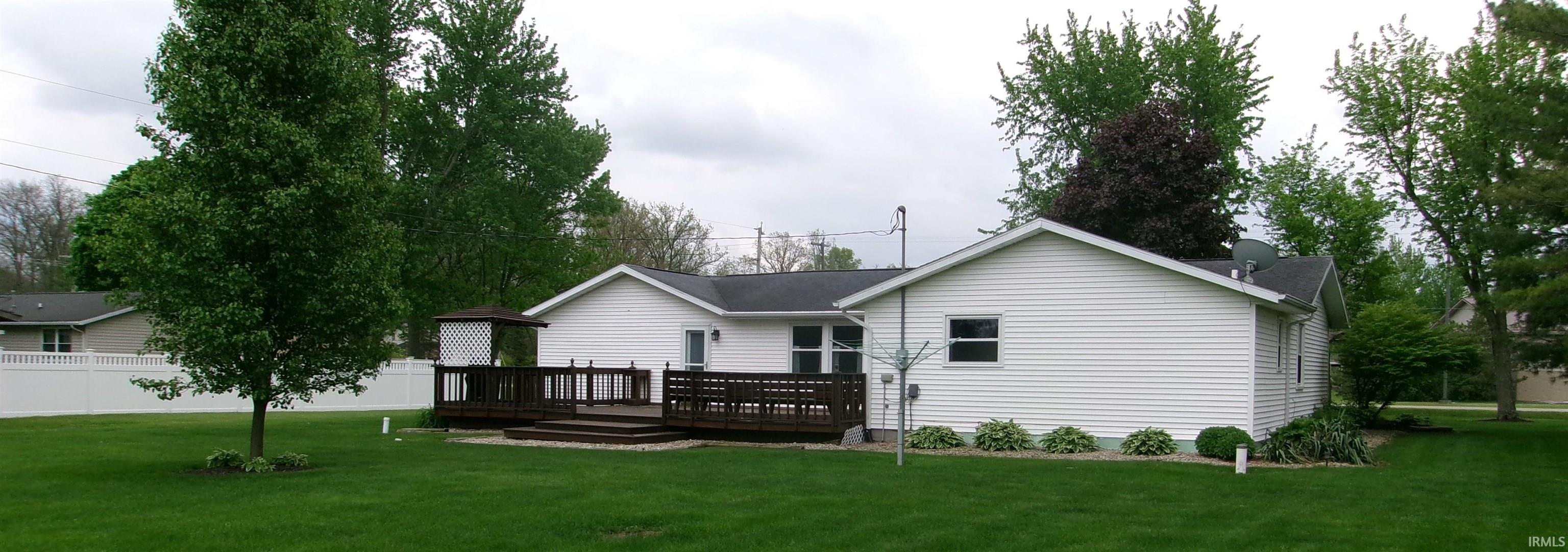 1041 West 500 North Decatur, IN 46733 - Photo 13 of 17