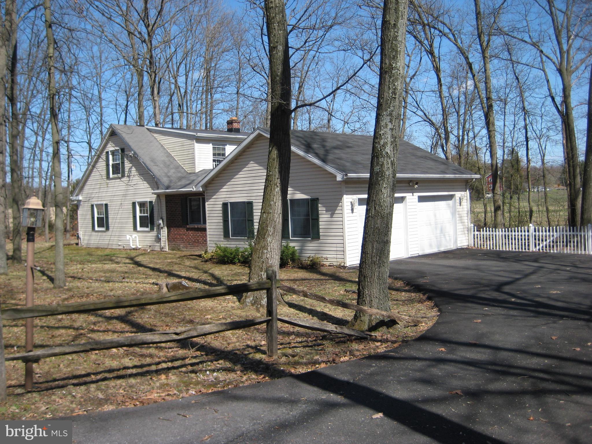 404 Shealer Road Gettysburg, PA 17325 - Photo 2 of 7