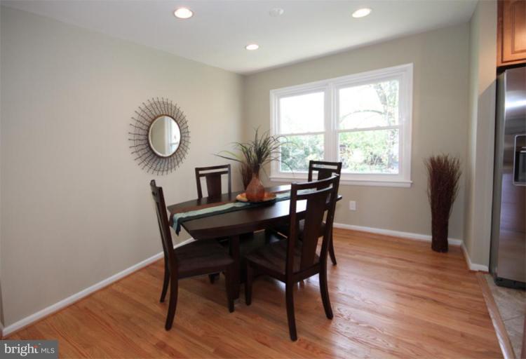 711 Kingsley Road Southwest Vienna, VA 22180 - Photo 5 of 20 Dining Room #3