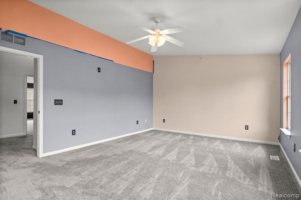 22722 Goddard Road Taylor, MI 48180 - Photo 21 of 37