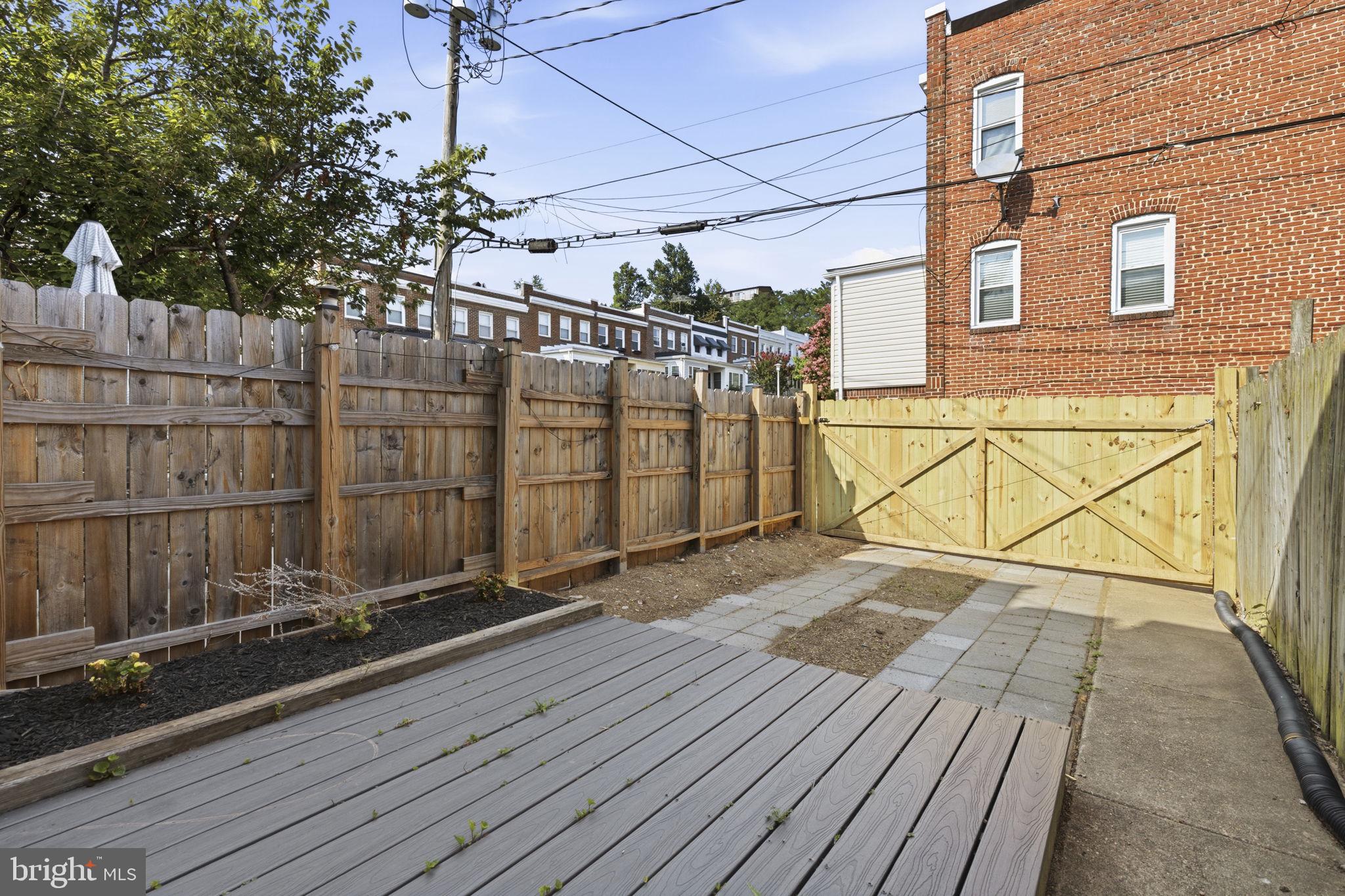 4119 Falls Road Baltimore, MD 21211 - Photo 19 of 22 Patio + Parking