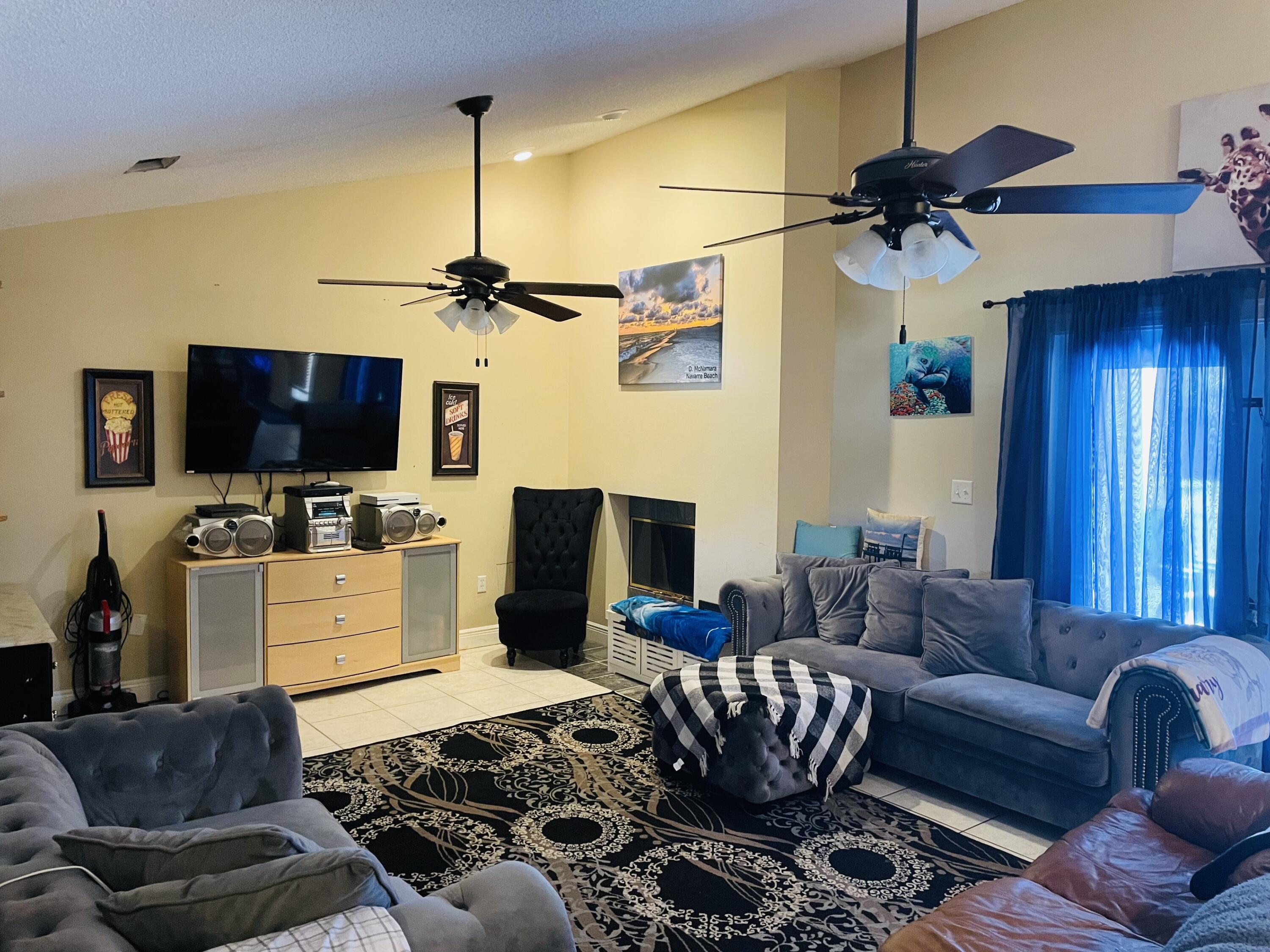 6639 Bryant Road Navarre, FL 32566 - Photo 5 of 16 Gallery Image 5