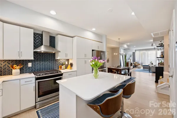 $585,000 | 1651 Duckworth Avenue, Charlotte, NC 28208