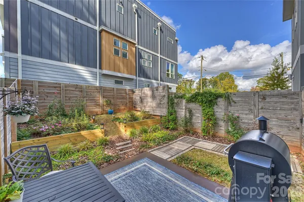$585,000 | 1651 Duckworth Avenue, Charlotte, NC 28208