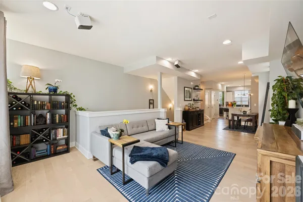 $585,000 | 1651 Duckworth Avenue, Charlotte, NC 28208