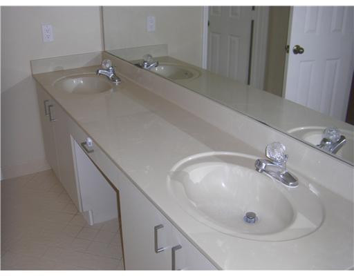775 Falling Water Road Weston, FL 33326 - Photo 4 of 7 Master Bath/Spa