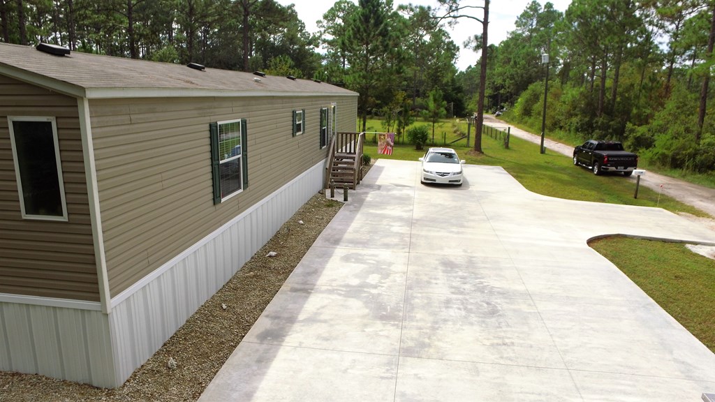 124 Cora Mae Road Carrabelle, FL 32322 - Photo 5 of 33 Gallery Image 5