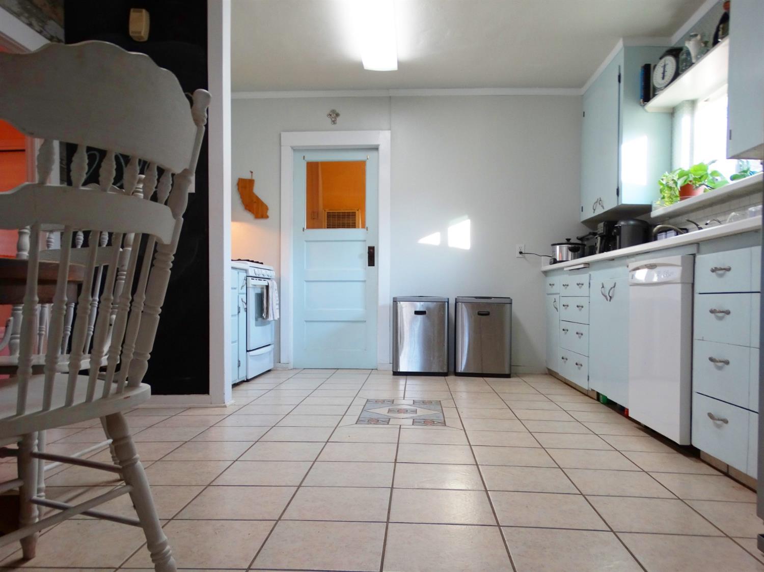 1014 South Hope Avenue Reedley, CA 93654 - Photo 12 of 25 Gallery Image 12
