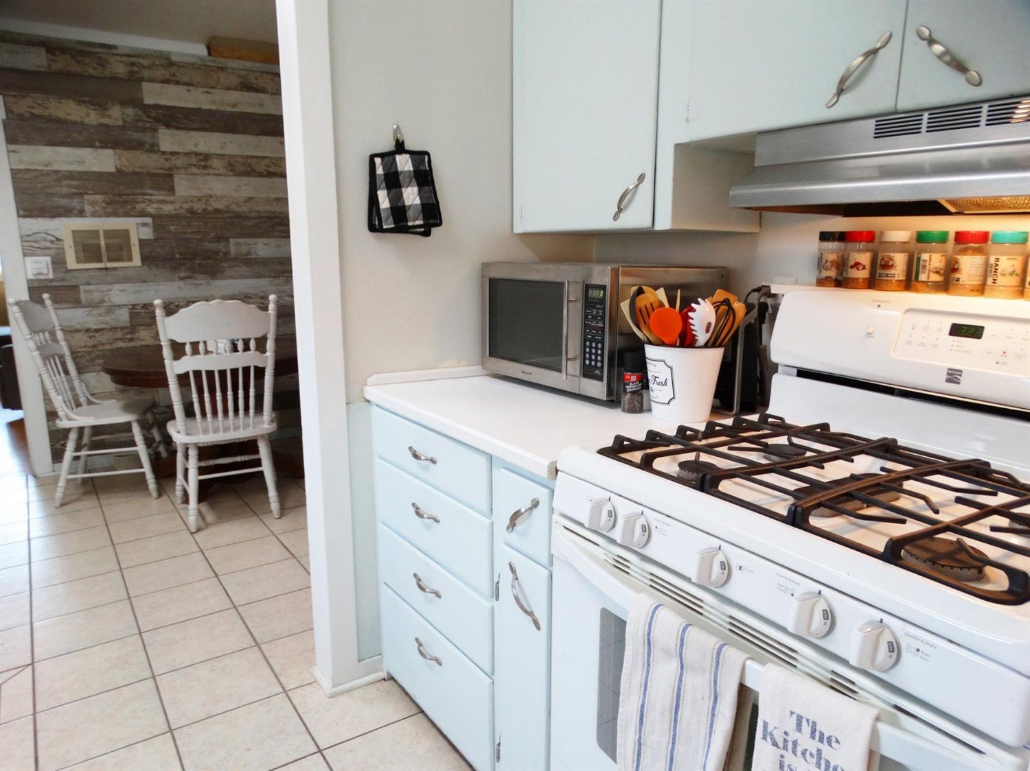 1014 South Hope Avenue Reedley, CA 93654 - Photo 15 of 25 Gallery Image 15