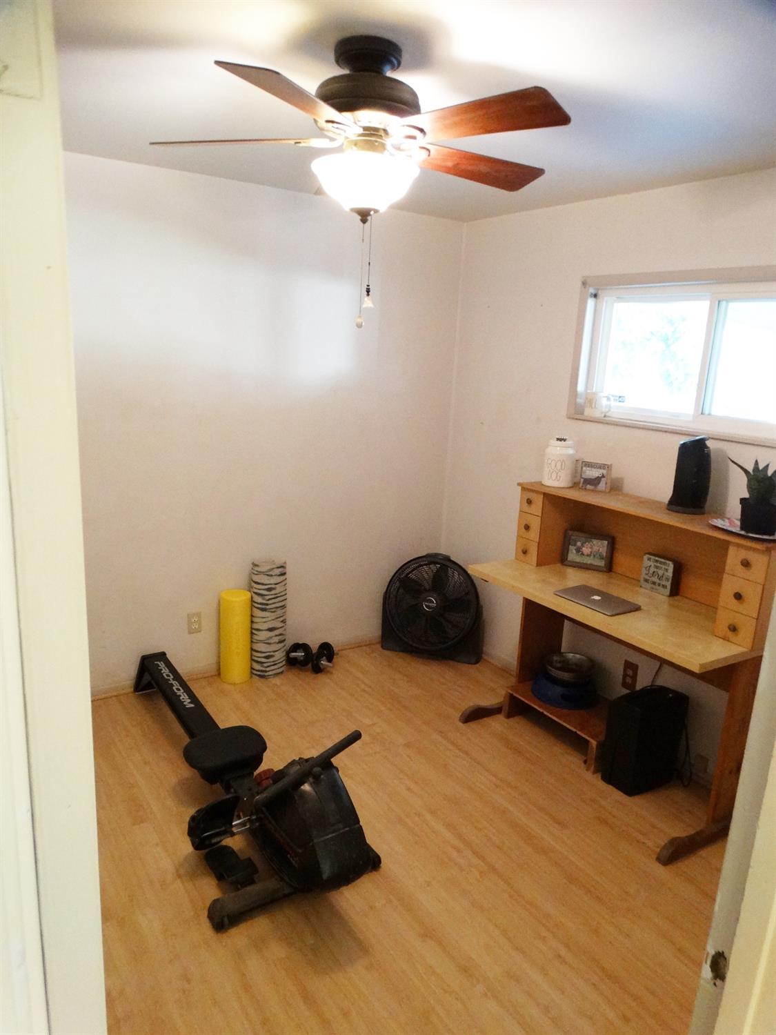 1014 South Hope Avenue Reedley, CA 93654 - Photo 7 of 25 Gallery Image 7