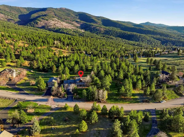$1,599,950 | 23422 Broken Lance Lane, Liberty Lake, WA 99019