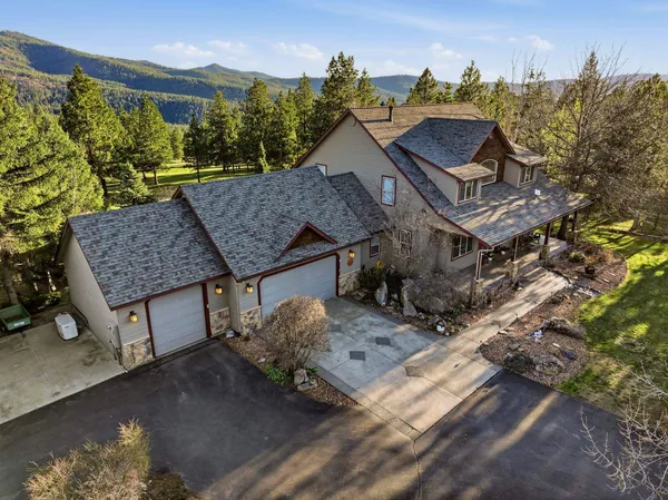 $1,599,950 | 23422 Broken Lance Lane, Liberty Lake, WA 99019