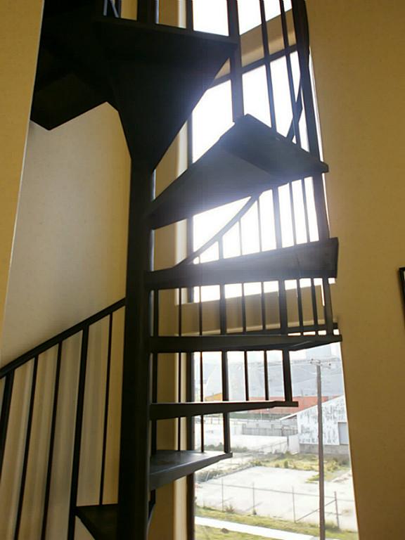 703 St Charles Street Houston, TX 77003 - Photo 20 of 24 a view of an entryway