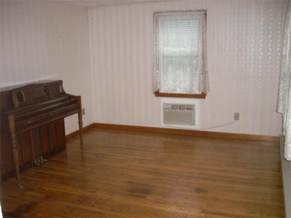4 Bay State Road Tewksbury, MA 01876 - Photo 8 of 21 Gallery Image 8