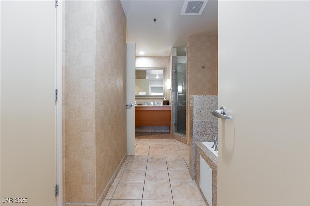 211 East Flamingo Road, Unit 1003 Las Vegas, NV 89169 - Photo 22 of 43