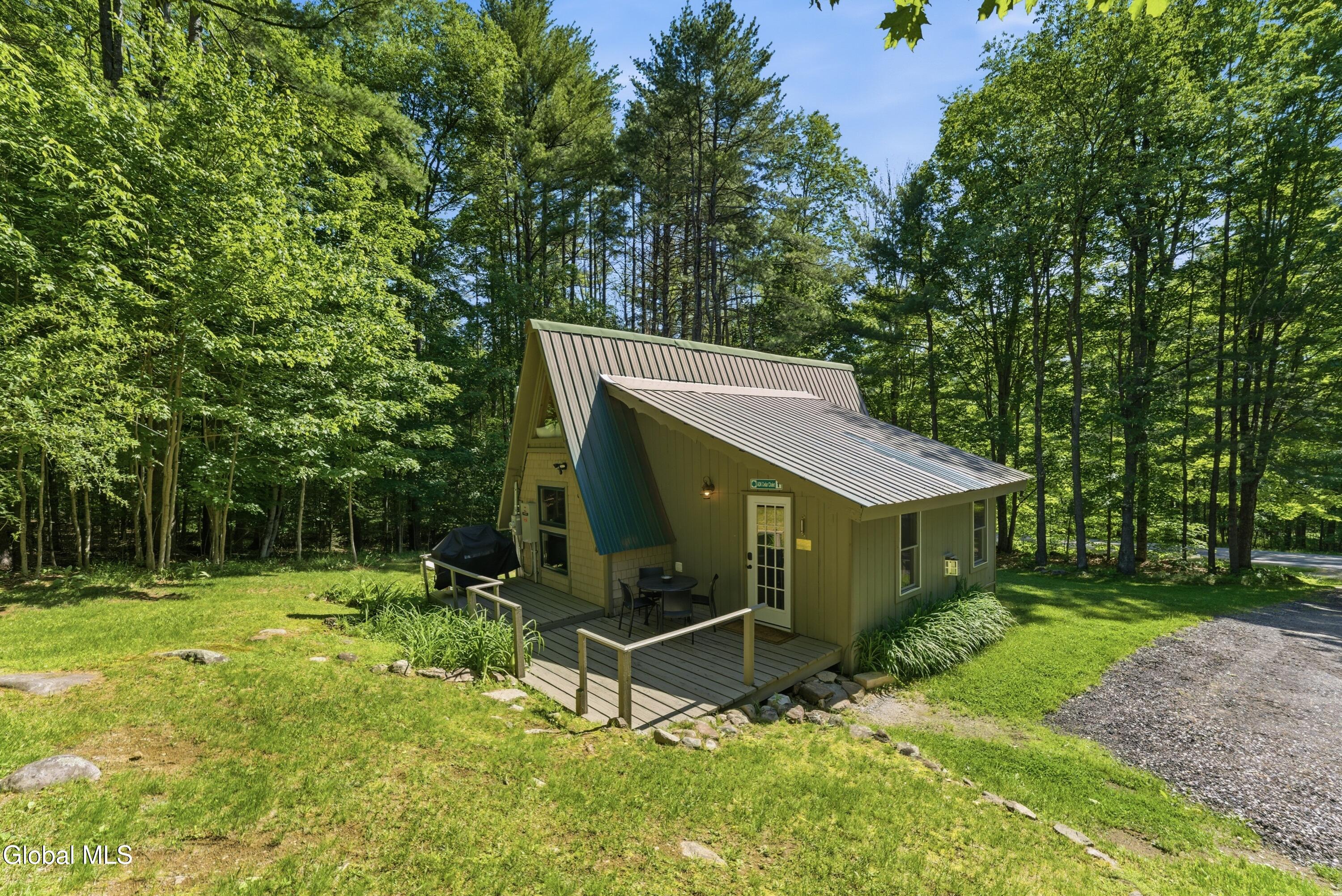 661 South Johnsburg Road Johnsburg, NY 12885 - Photo 27 of 34 DOD03896